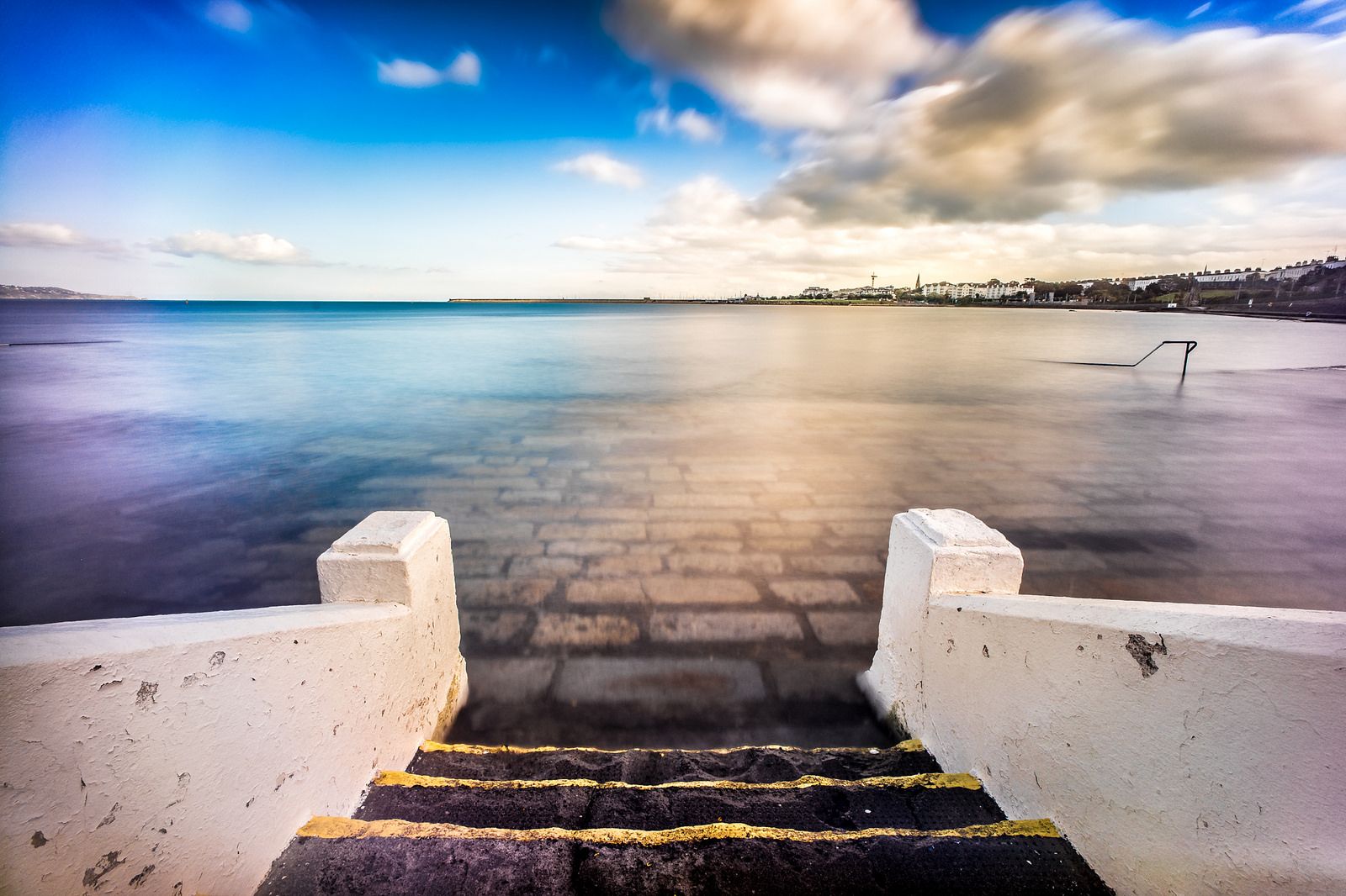 https://mdw-travel-data-us-east-1.s3.amazonaws.com/img/country/Ireland/Seapoint-Leisure-Centre/img_01.jpg