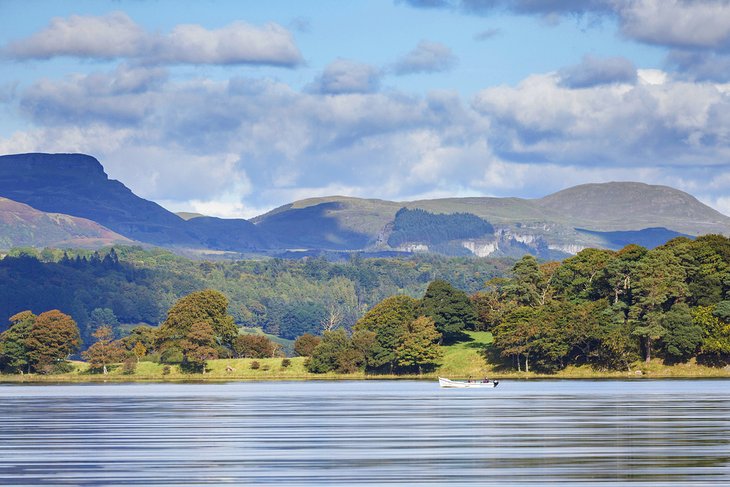 https://mdw-travel-data-us-east-1.s3.amazonaws.com/img/country/Ireland/Sligo-Cathedral/img_01.jpg