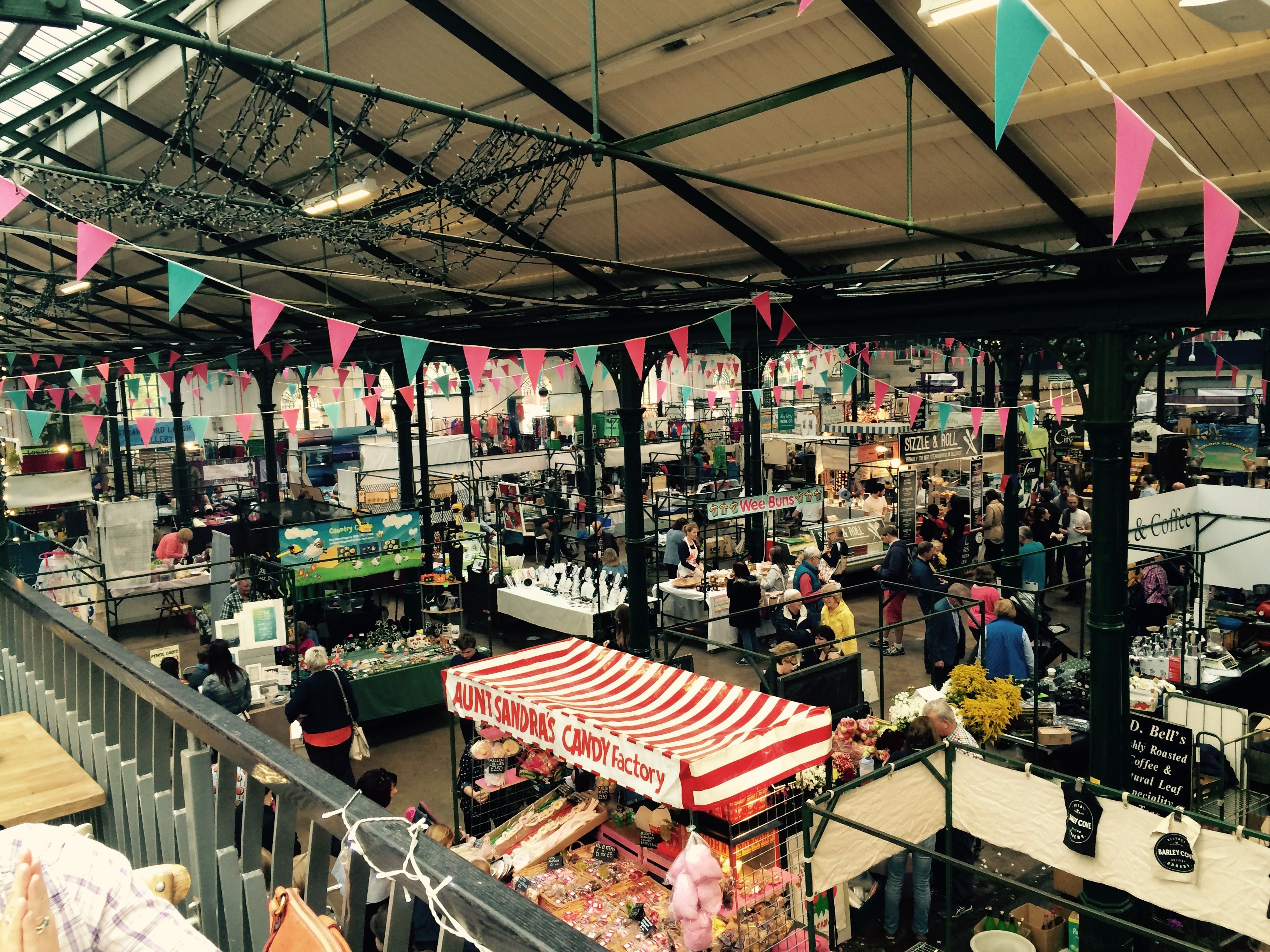 https://mdw-travel-data-us-east-1.s3.amazonaws.com/img/country/Ireland/St-Georges-Market/img_01.jpg