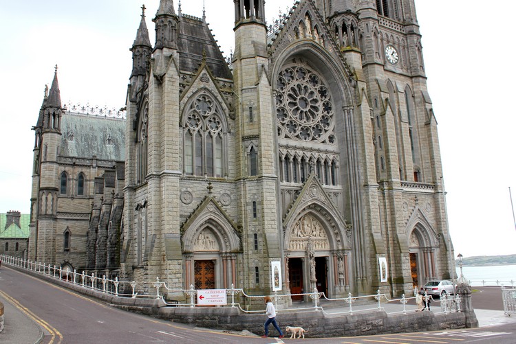 https://mdw-travel-data-us-east-1.s3.amazonaws.com/img/country/Ireland/St-Johns-Cathedral/img_02.jpg