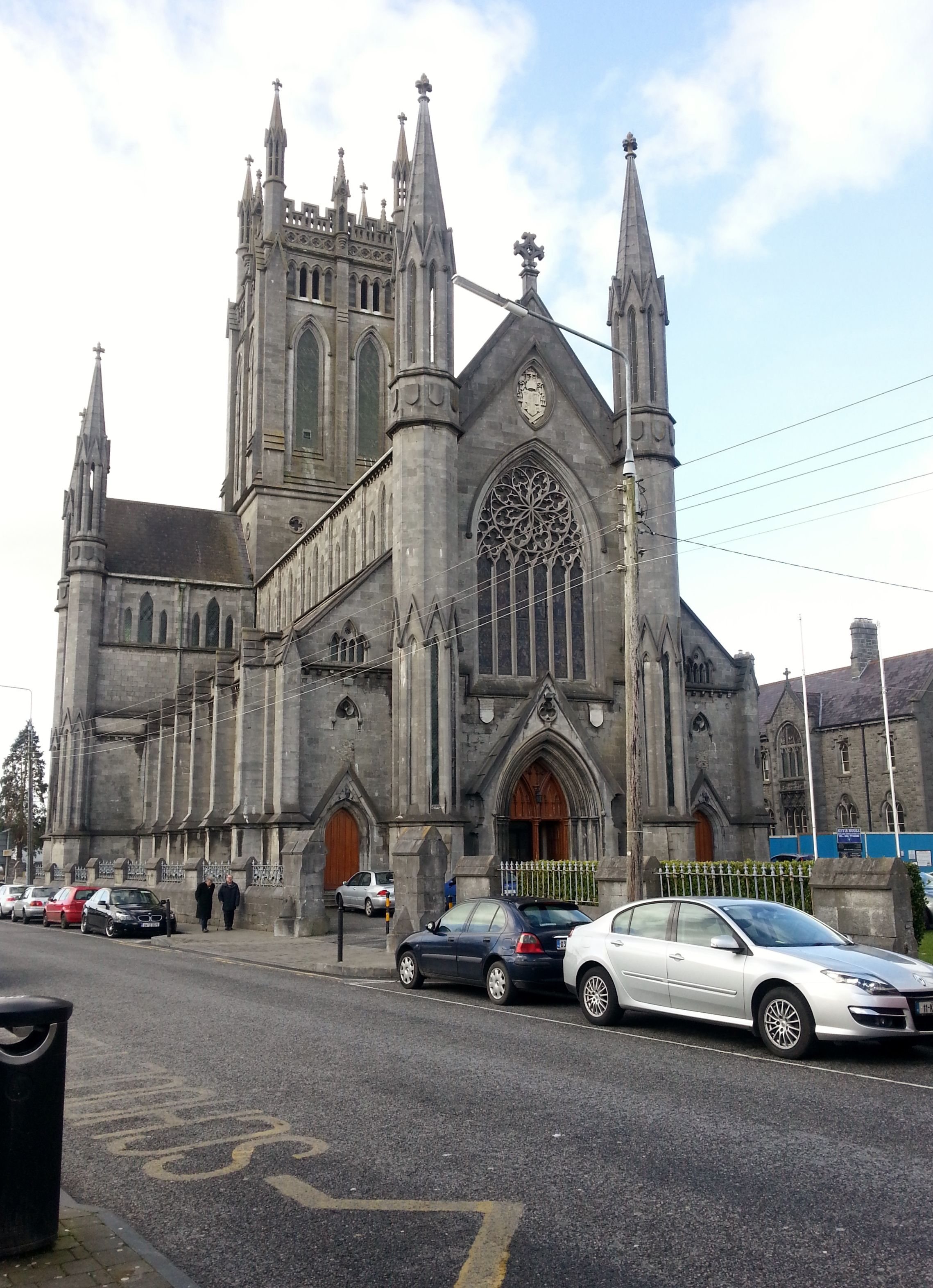https://mdw-travel-data-us-east-1.s3.amazonaws.com/img/country/Ireland/St-Marys-Cathedral/img_03.jpg
