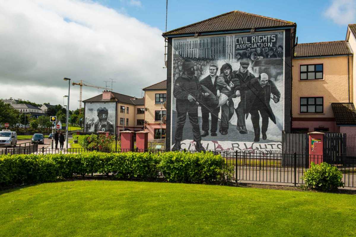 https://mdw-travel-data-us-east-1.s3.amazonaws.com/img/country/Ireland/The-Bogside-Artists-Murals/img_02.jpg
