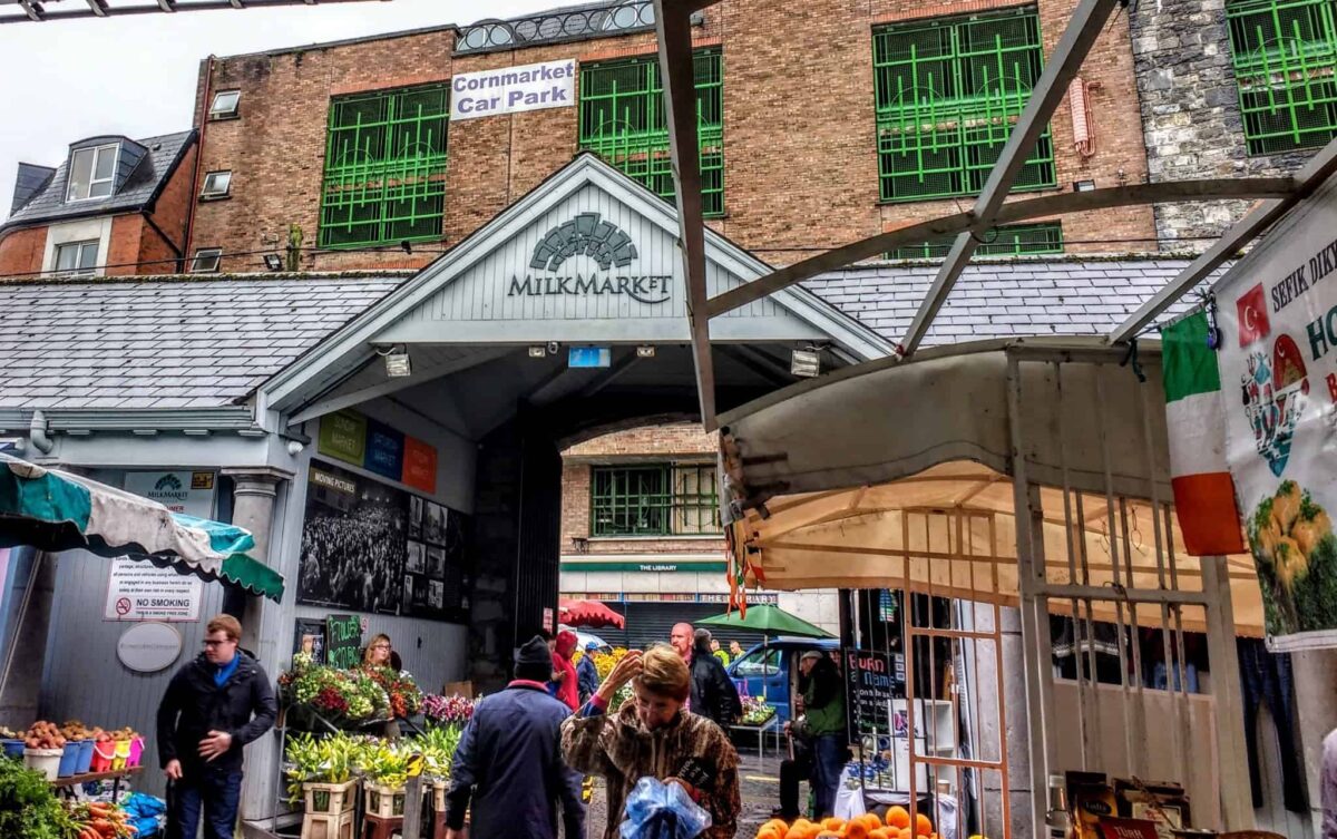 https://mdw-travel-data-us-east-1.s3.amazonaws.com/img/country/Ireland/The-Milk-Market/img_03.jpg