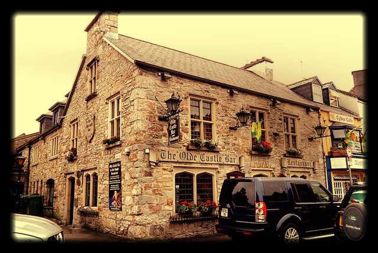 https://mdw-travel-data-us-east-1.s3.amazonaws.com/img/country/Ireland/The-Olde-Forge-Bar-&-Restaurant/img_03.jpg