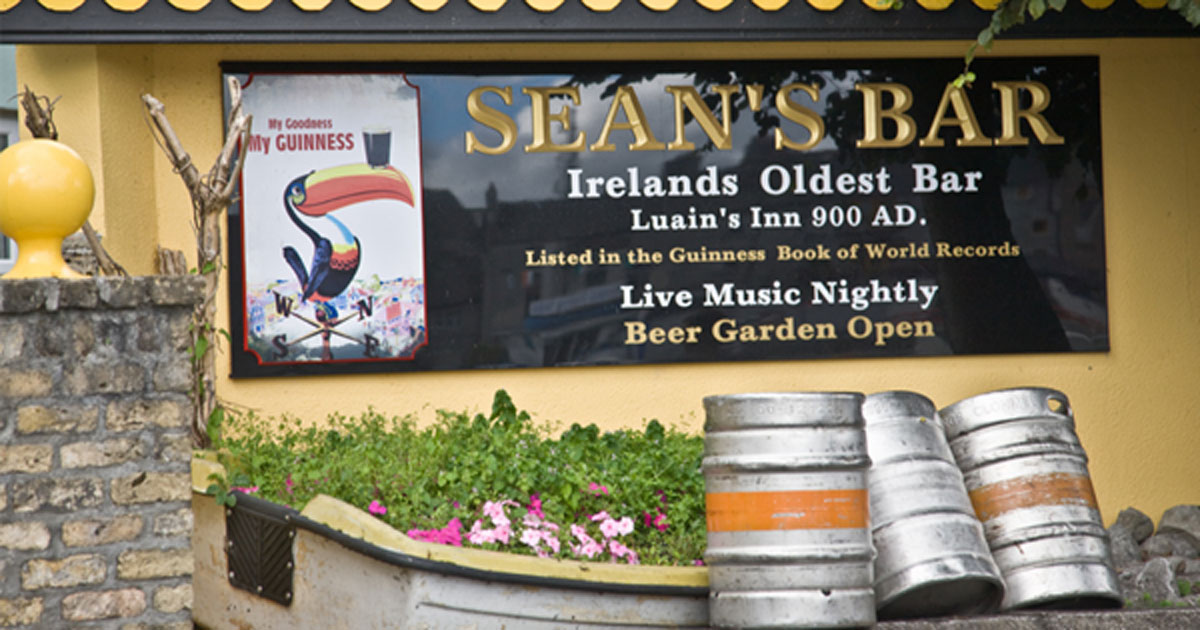 https://mdw-travel-data-us-east-1.s3.amazonaws.com/img/country/Ireland/The-Seans-Bar-and-Restaurant/img_03.jpg