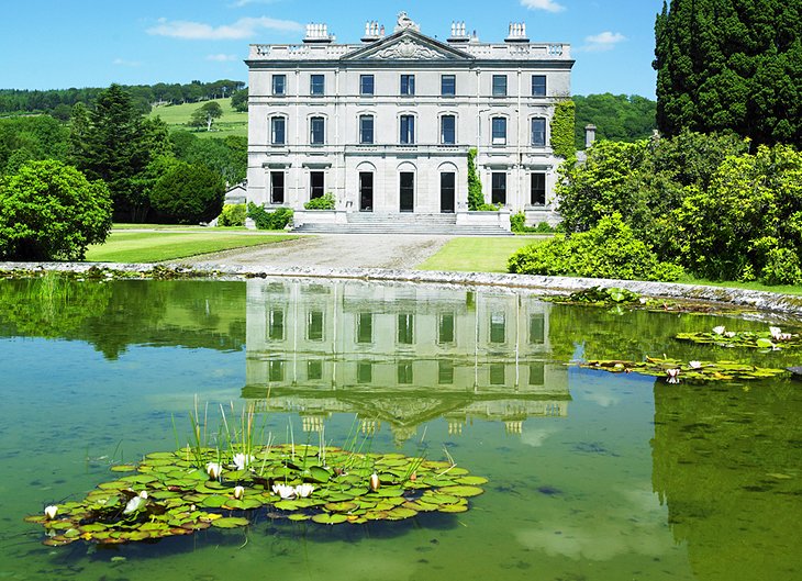 https://mdw-travel-data-us-east-1.s3.amazonaws.com/img/country/Ireland/Waterford-Crystal/img_03.jpg