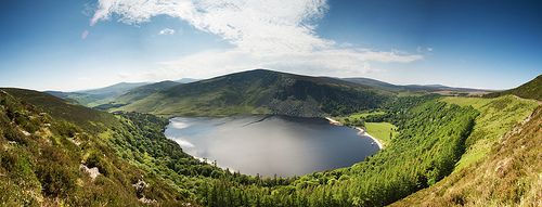 https://mdw-travel-data-us-east-1.s3.amazonaws.com/img/country/Ireland/Wicklow-Mountains-National-Park/img_03.jpg