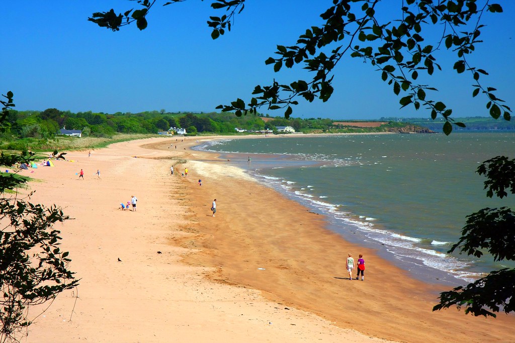 https://mdw-travel-data-us-east-1.s3.amazonaws.com/img/country/Ireland/Woodstown-Beach/img_03.jpg