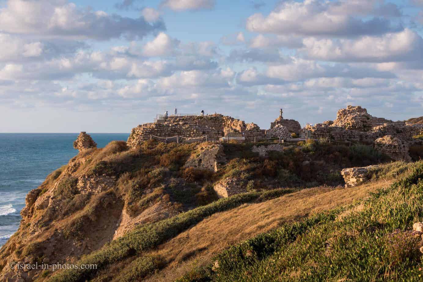 https://mdw-travel-data-us-east-1.s3.amazonaws.com/img/country/Israel/Apollonia-National-Park/img_03.jpg