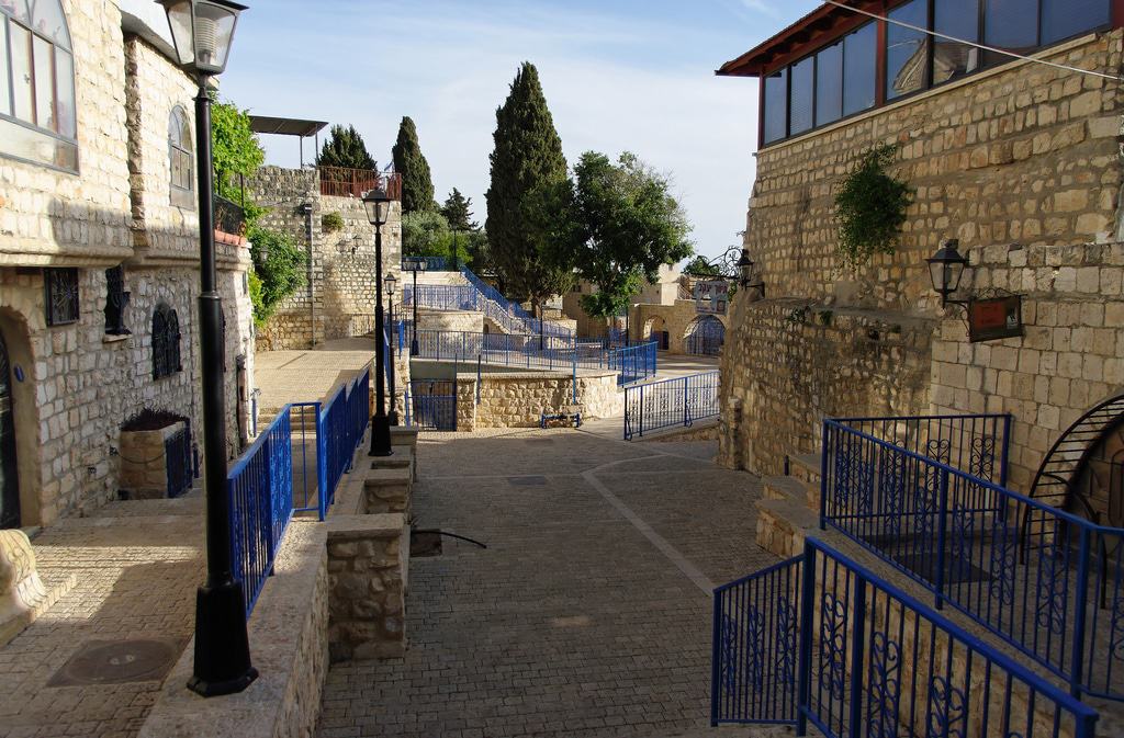 https://mdw-travel-data-us-east-1.s3.amazonaws.com/img/country/Israel/Ascent-of-Safed/img_02.jpg