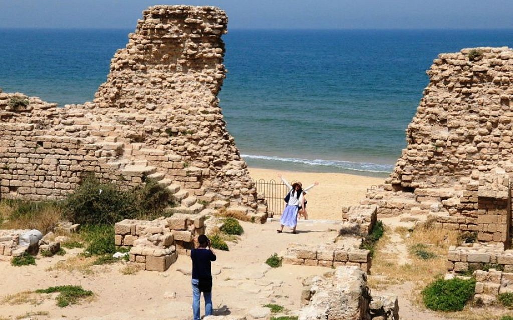 https://mdw-travel-data-us-east-1.s3.amazonaws.com/img/country/Israel/Ashdod-Art-Museum/img_01.jpg