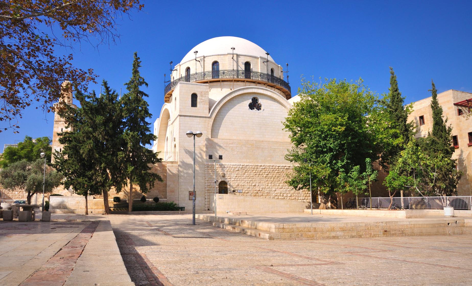 https://mdw-travel-data-us-east-1.s3.amazonaws.com/img/country/Israel/Ashdod-Yad-Lebanim-Military-Museum/img_00.jpg