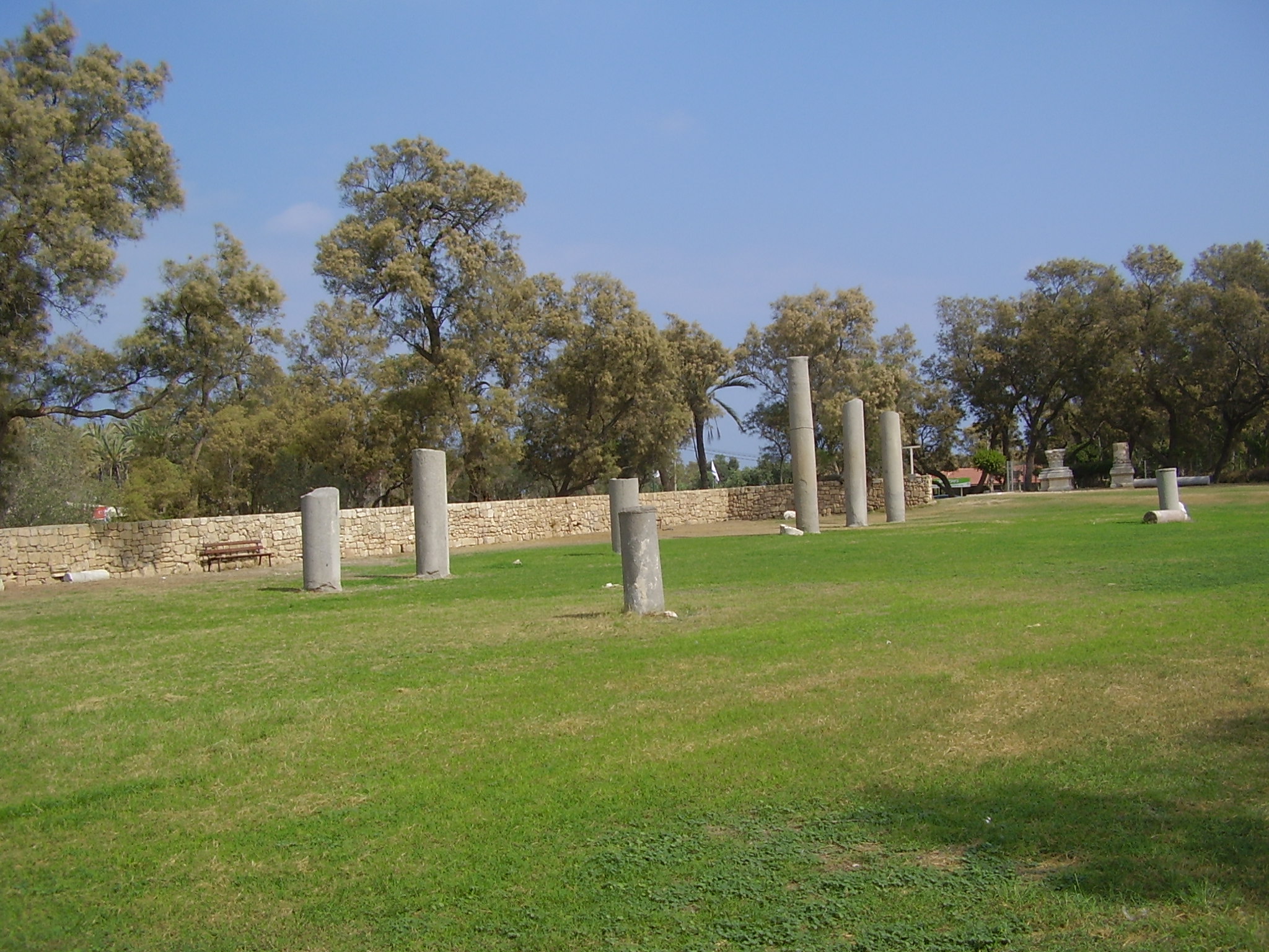https://mdw-travel-data-us-east-1.s3.amazonaws.com/img/country/Israel/Ashkelon-National-Park/img_03.jpg