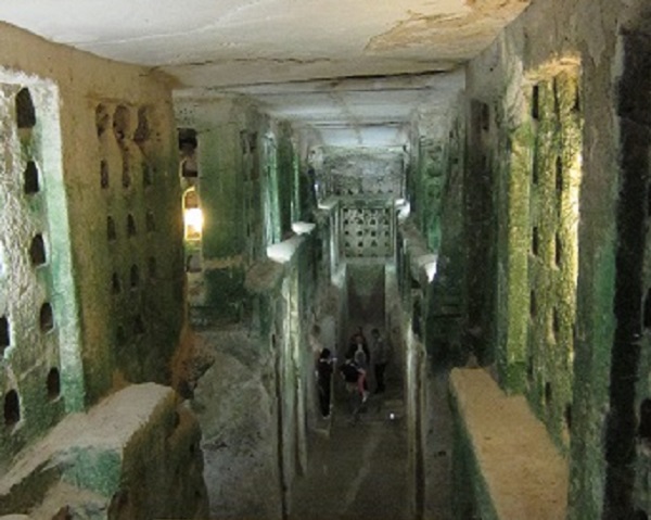 https://mdw-travel-data-us-east-1.s3.amazonaws.com/img/country/Israel/Bar-Kochba-Caves/img_02.jpg