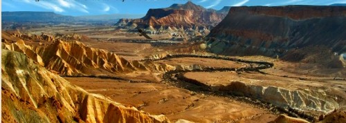 https://mdw-travel-data-us-east-1.s3.amazonaws.com/img/country/Israel/Bedouin-Heritage-and-Ecology-Center/img_03.jpg