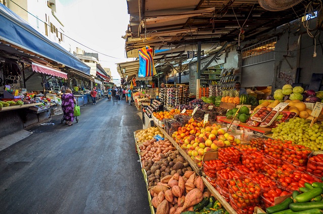 https://mdw-travel-data-us-east-1.s3.amazonaws.com/img/country/Israel/Carmel-Market/img_01.jpg