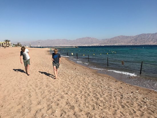 https://mdw-travel-data-us-east-1.s3.amazonaws.com/img/country/Israel/Coral-Beach-Nature-Reserve/img_03.jpg
