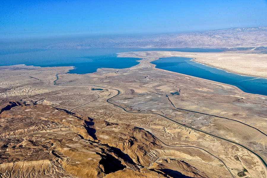 https://mdw-travel-data-us-east-1.s3.amazonaws.com/img/country/Israel/Dead-Sea-Water-Level-Observation-Deck/img_03.jpg