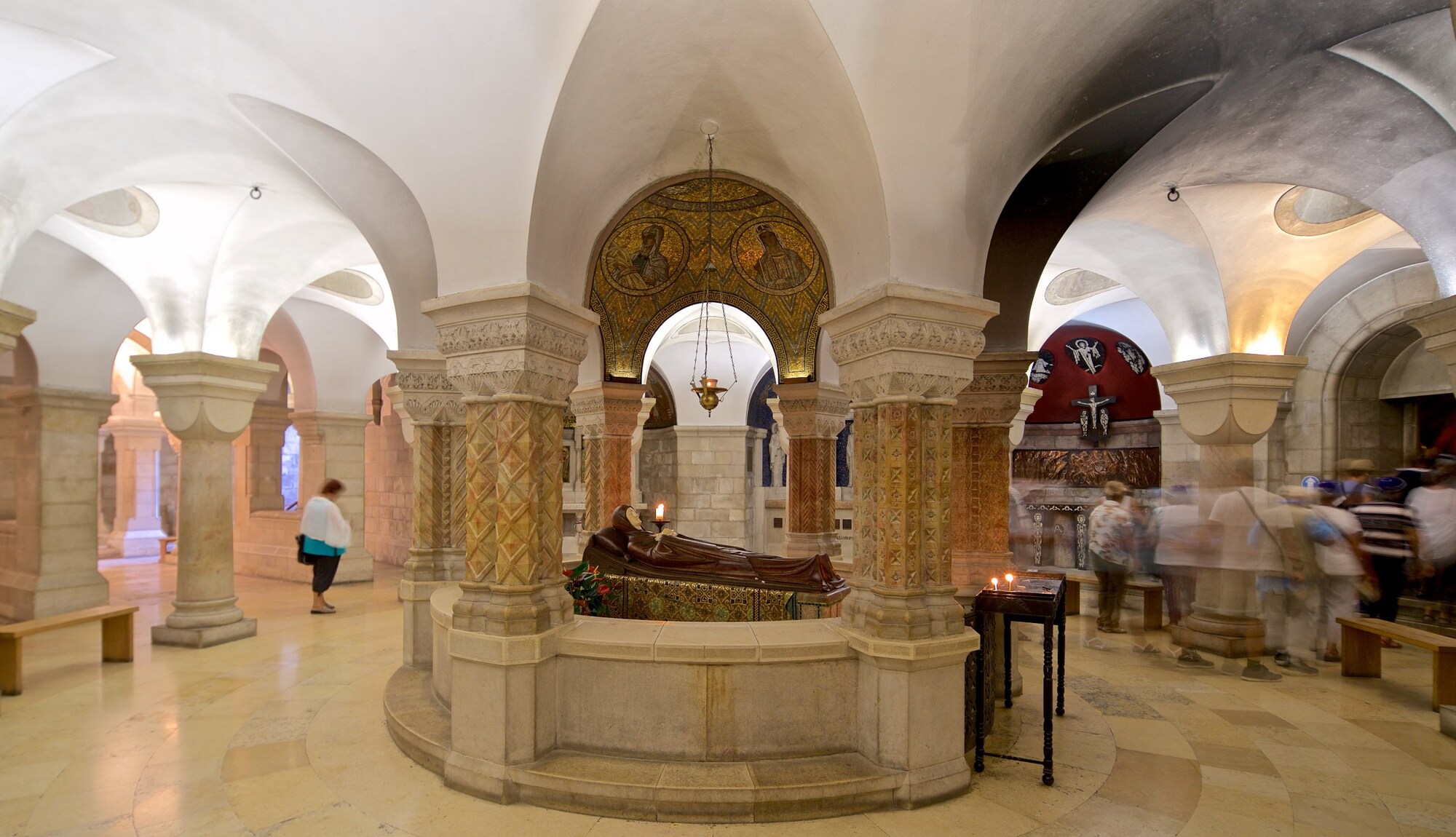 https://mdw-travel-data-us-east-1.s3.amazonaws.com/img/country/Israel/Dormition-Abbey/img_02.jpg