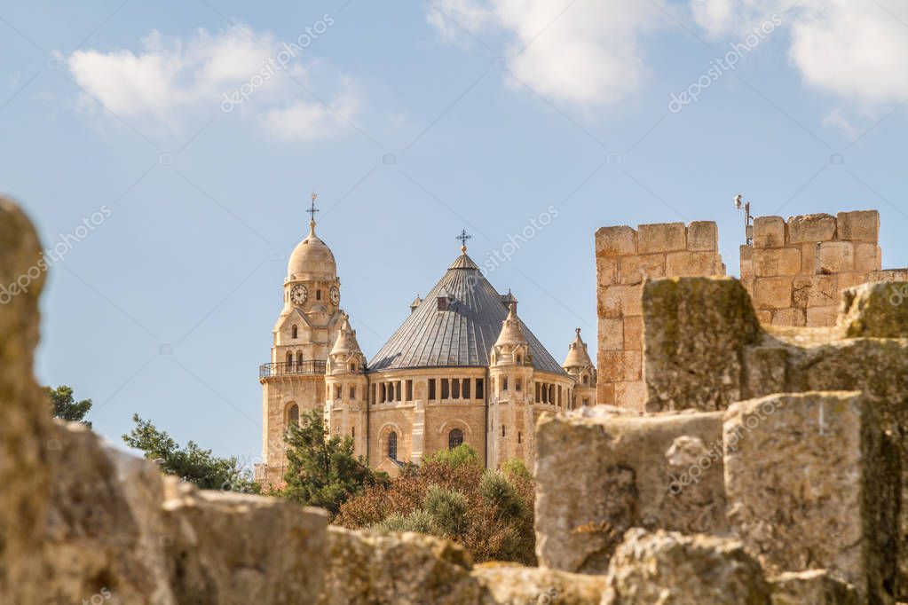 https://mdw-travel-data-us-east-1.s3.amazonaws.com/img/country/Israel/Dormition-Abbey/img_03.jpg