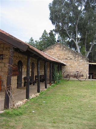 https://mdw-travel-data-us-east-1.s3.amazonaws.com/img/country/Israel/Dubrovin-Farm-Equestrian-Center/img_02.jpg