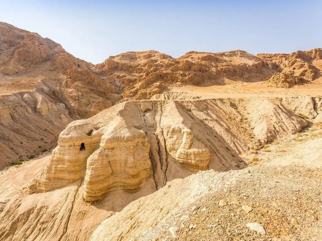 https://mdw-travel-data-us-east-1.s3.amazonaws.com/img/country/Israel/Ein-Bokek/img_03.jpg