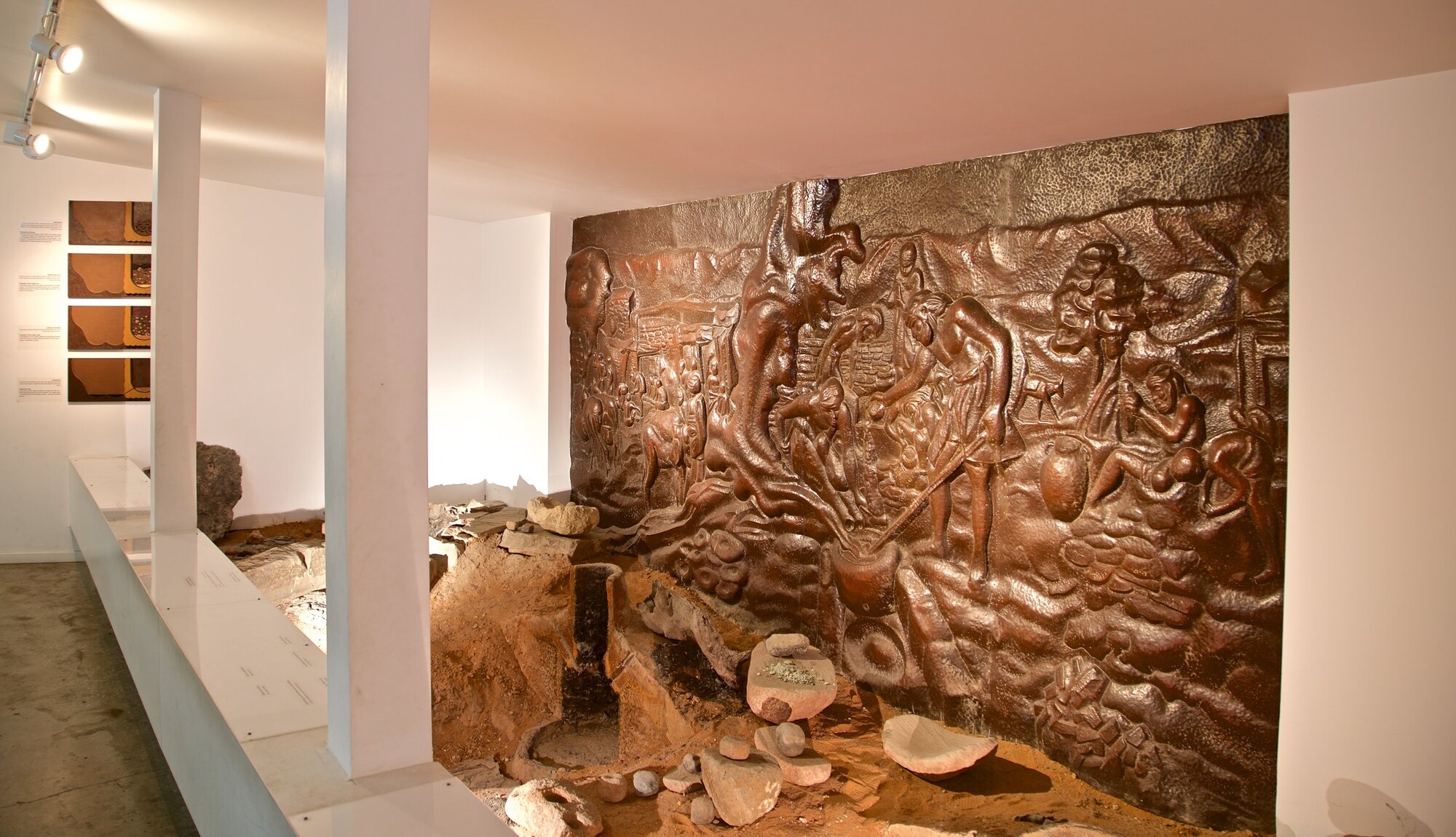 https://mdw-travel-data-us-east-1.s3.amazonaws.com/img/country/Israel/Eretz-Israel-Museum/img_03.jpg