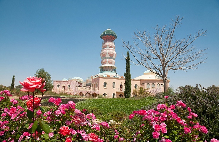 https://mdw-travel-data-us-east-1.s3.amazonaws.com/img/country/Israel/Havayat-Neot-Smadar/img_02.jpg