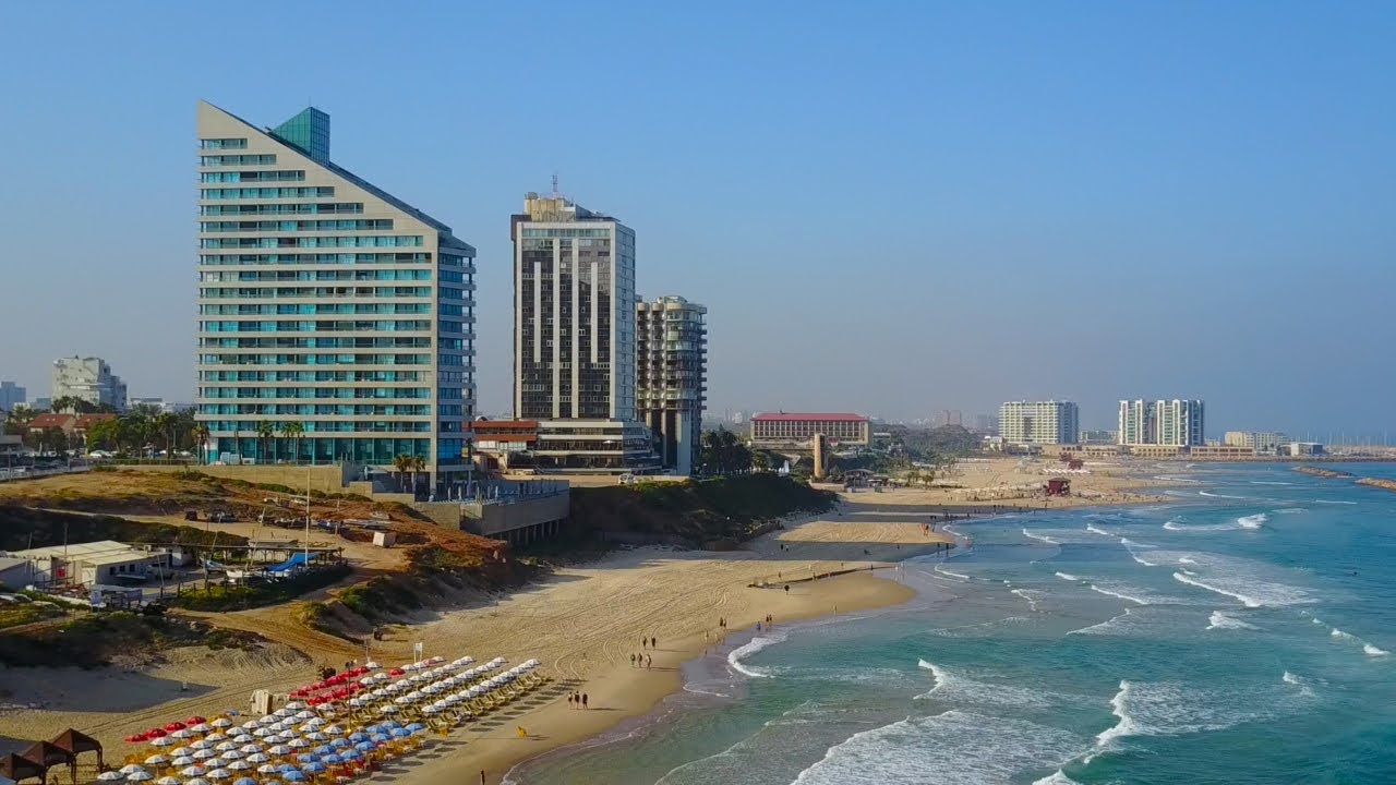 https://mdw-travel-data-us-east-1.s3.amazonaws.com/img/country/Israel/Herzliya-Beach/img_03.jpg
