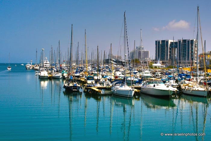 https://mdw-travel-data-us-east-1.s3.amazonaws.com/img/country/Israel/Herzliya-Marina/img_02.jpg