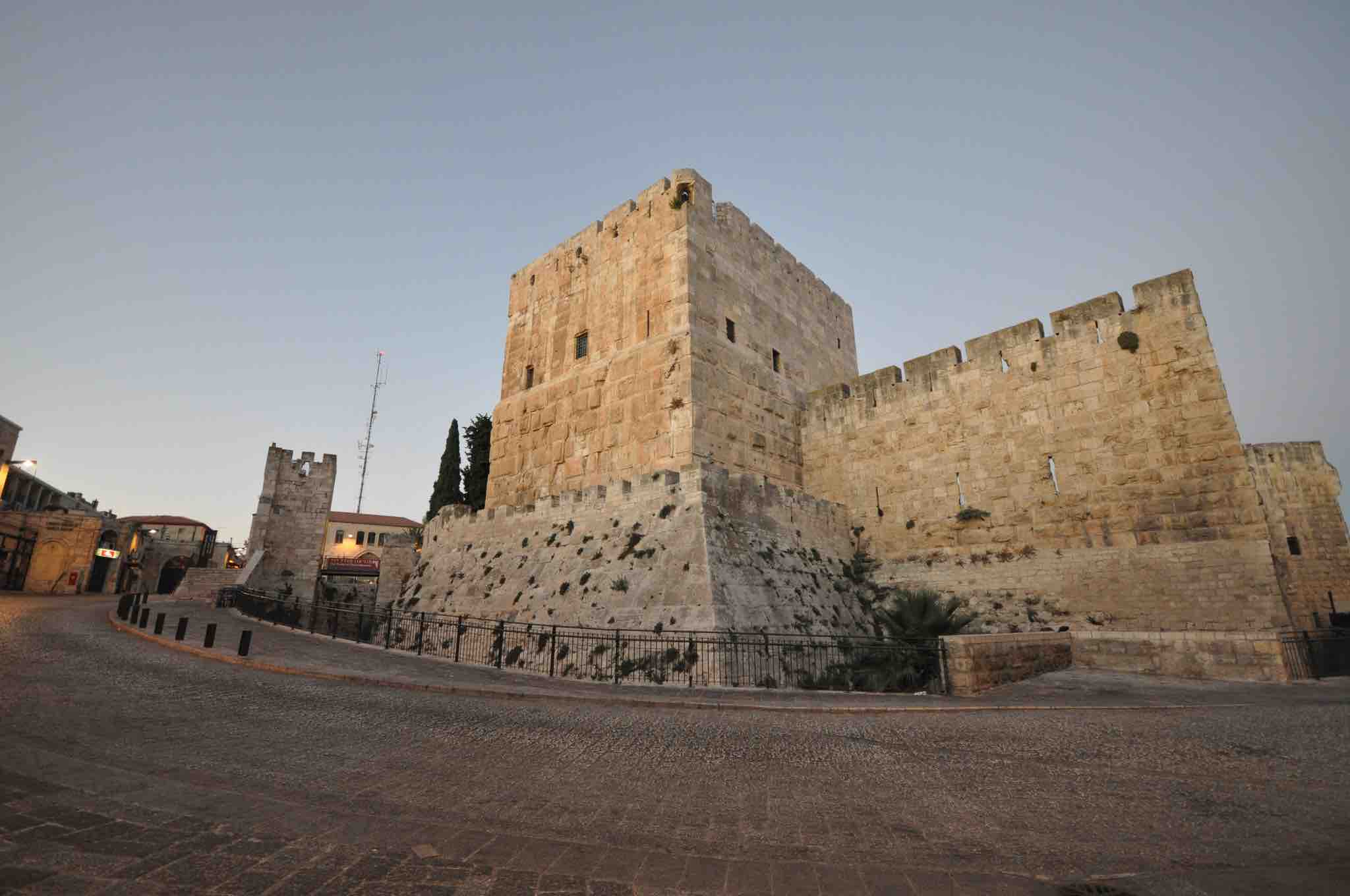 https://mdw-travel-data-us-east-1.s3.amazonaws.com/img/country/Israel/Israel-Museum/img_02.jpg