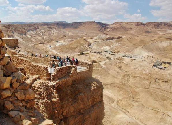 https://mdw-travel-data-us-east-1.s3.amazonaws.com/img/country/Israel/Masada-National-Park/img_02.jpg