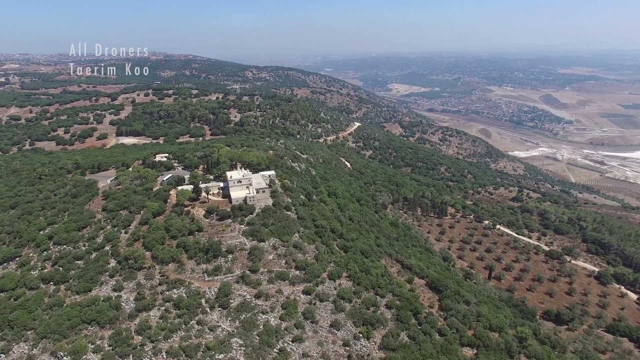 https://mdw-travel-data-us-east-1.s3.amazonaws.com/img/country/Israel/Mount-Carmel/img_01.jpg