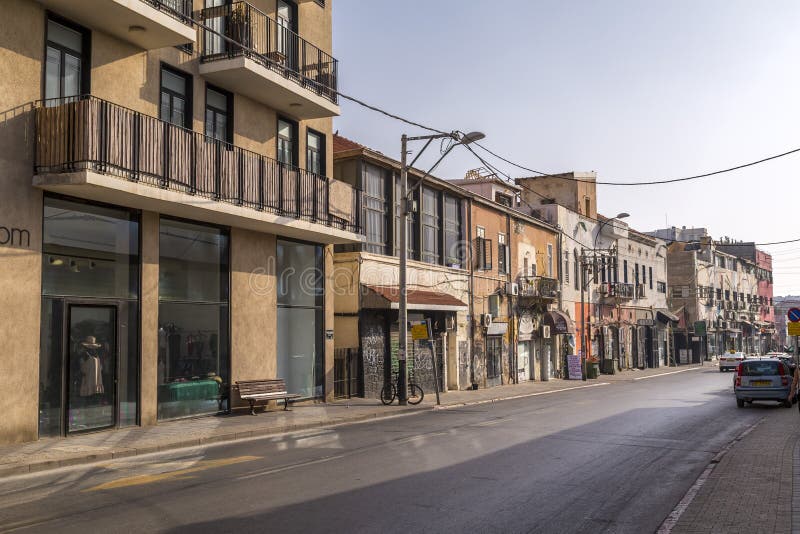 https://mdw-travel-data-us-east-1.s3.amazonaws.com/img/country/Israel/Neve-Tzedek/img_03.jpg