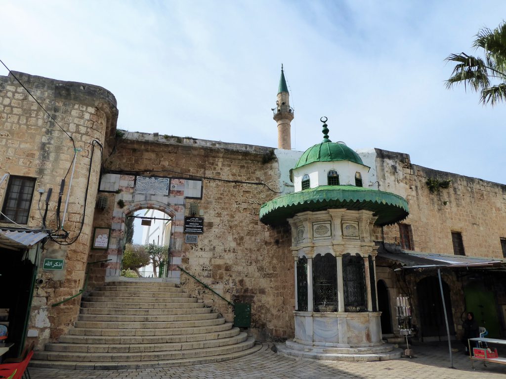 https://mdw-travel-data-us-east-1.s3.amazonaws.com/img/country/Israel/Old-City-of-Acre/img_02.jpg