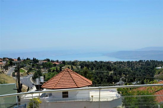 https://mdw-travel-data-us-east-1.s3.amazonaws.com/img/country/Israel/Otzar-Hastam-Tzfat/img_02.jpg
