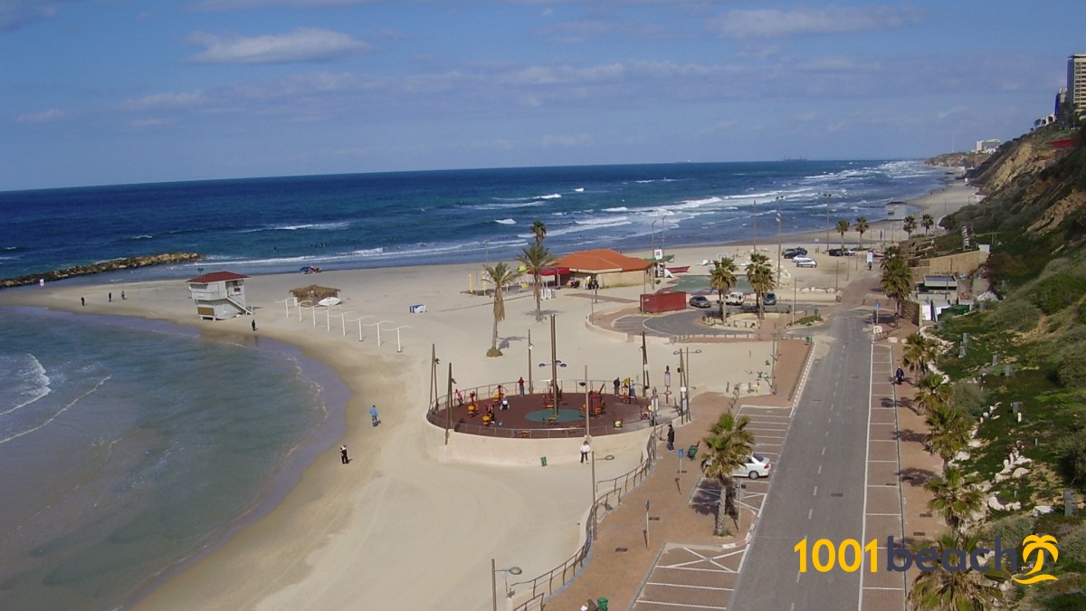 https://mdw-travel-data-us-east-1.s3.amazonaws.com/img/country/Israel/Sironit-Beach/img_01.jpg