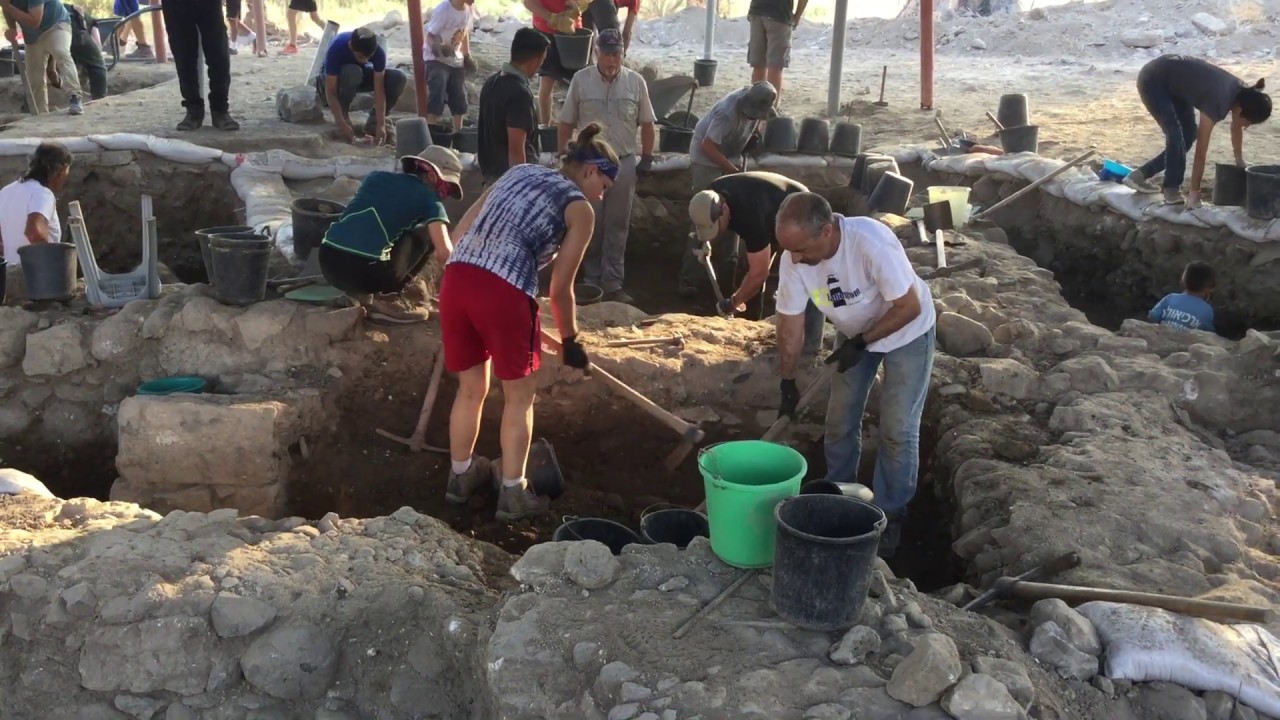 https://mdw-travel-data-us-east-1.s3.amazonaws.com/img/country/Israel/Tall-al-Araj-Excavation/img_01.jpg