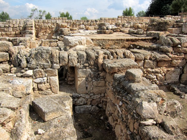 https://mdw-travel-data-us-east-1.s3.amazonaws.com/img/country/Israel/The-Market-Ancient-City-of-Sepphoris/img_01.jpg