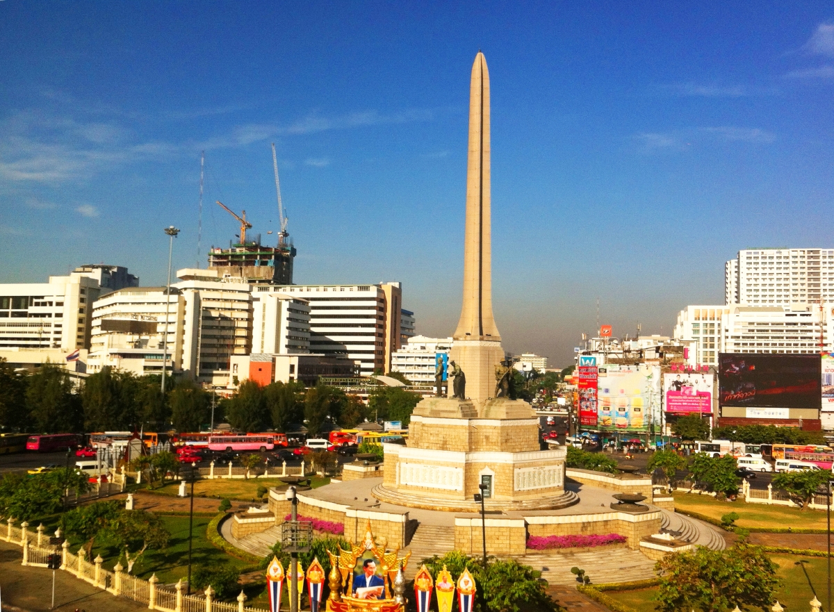 https://mdw-travel-data-us-east-1.s3.amazonaws.com/img/country/Israel/The-Victory-Monument/img_00.jpg