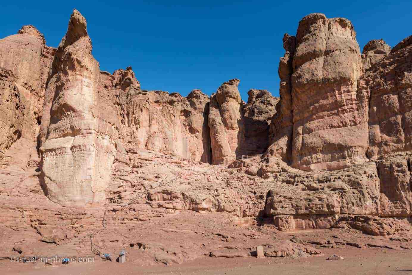 https://mdw-travel-data-us-east-1.s3.amazonaws.com/img/country/Israel/Timna-Park/img_02.jpg