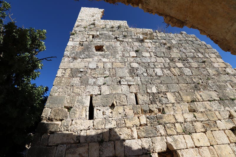 https://mdw-travel-data-us-east-1.s3.amazonaws.com/img/country/Israel/Yehiam-Castle/img_02.jpg