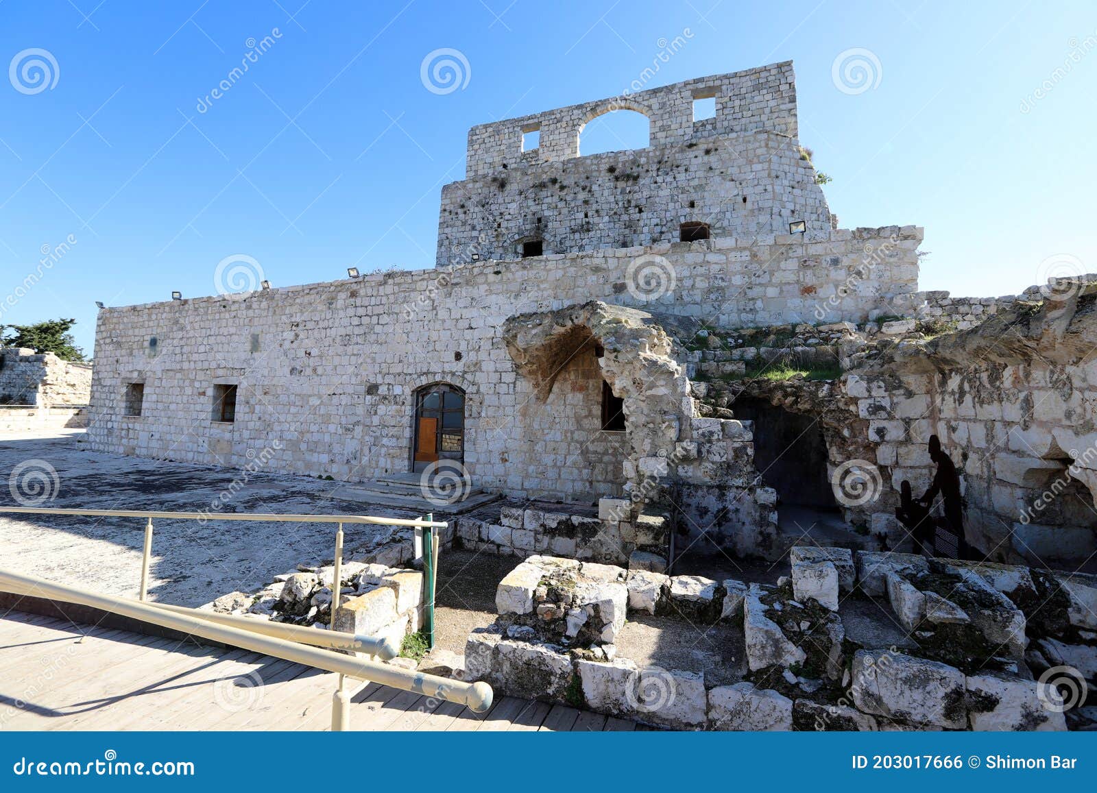 https://mdw-travel-data-us-east-1.s3.amazonaws.com/img/country/Israel/Yehiam-Castle/img_03.jpg