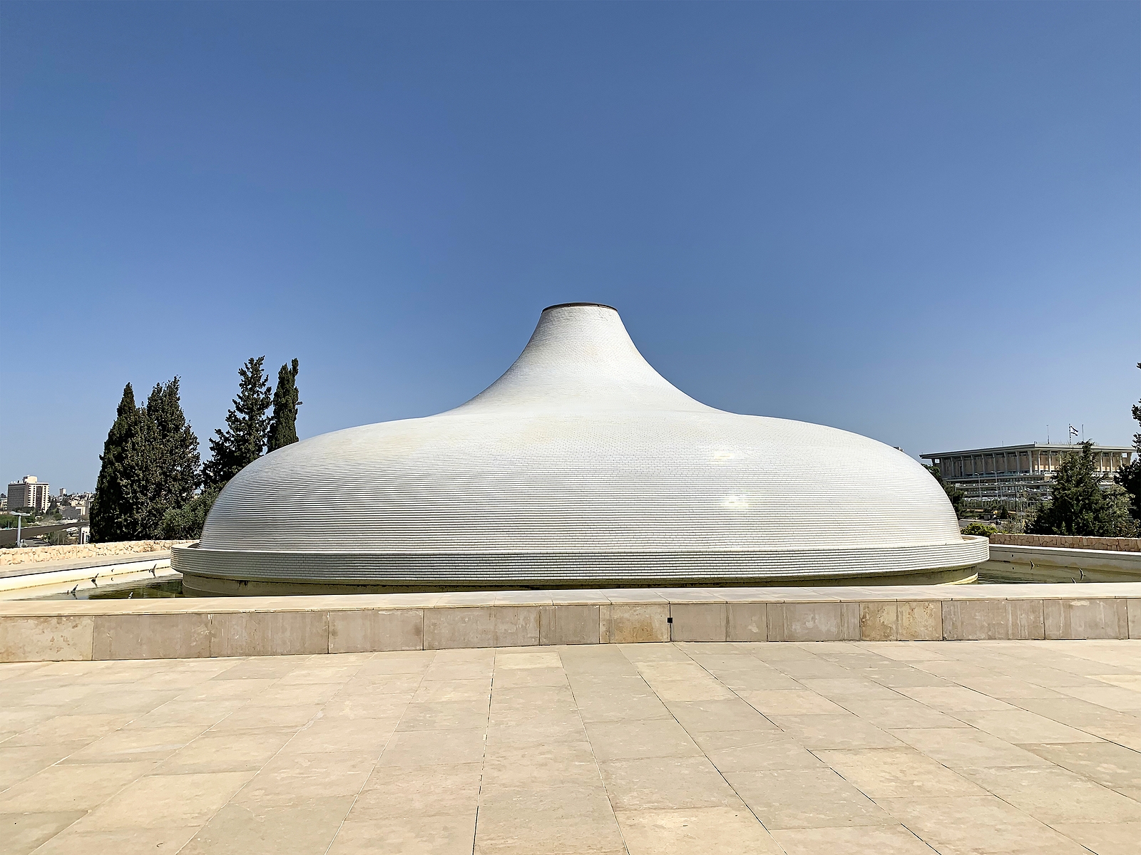 https://mdw-travel-data-us-east-1.s3.amazonaws.com/img/country/Israel/Yitzhak-Rabin-Center/img_02.jpg