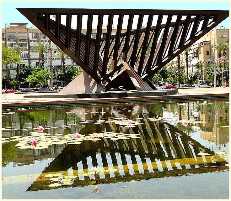 https://mdw-travel-data-us-east-1.s3.amazonaws.com/img/country/Israel/Yitzhak-Rabin-Center/img_03.jpg