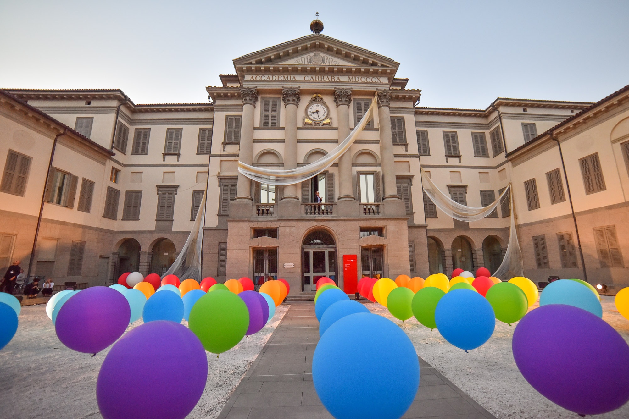 https://mdw-travel-data-us-east-1.s3.amazonaws.com/img/country/Italy/Accademia-Carrara/img_02.jpg