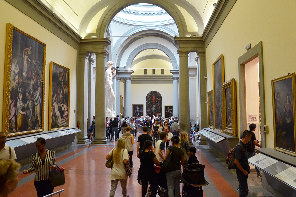 https://mdw-travel-data-us-east-1.s3.amazonaws.com/img/country/Italy/Accademia-Gallery/img_02.jpg