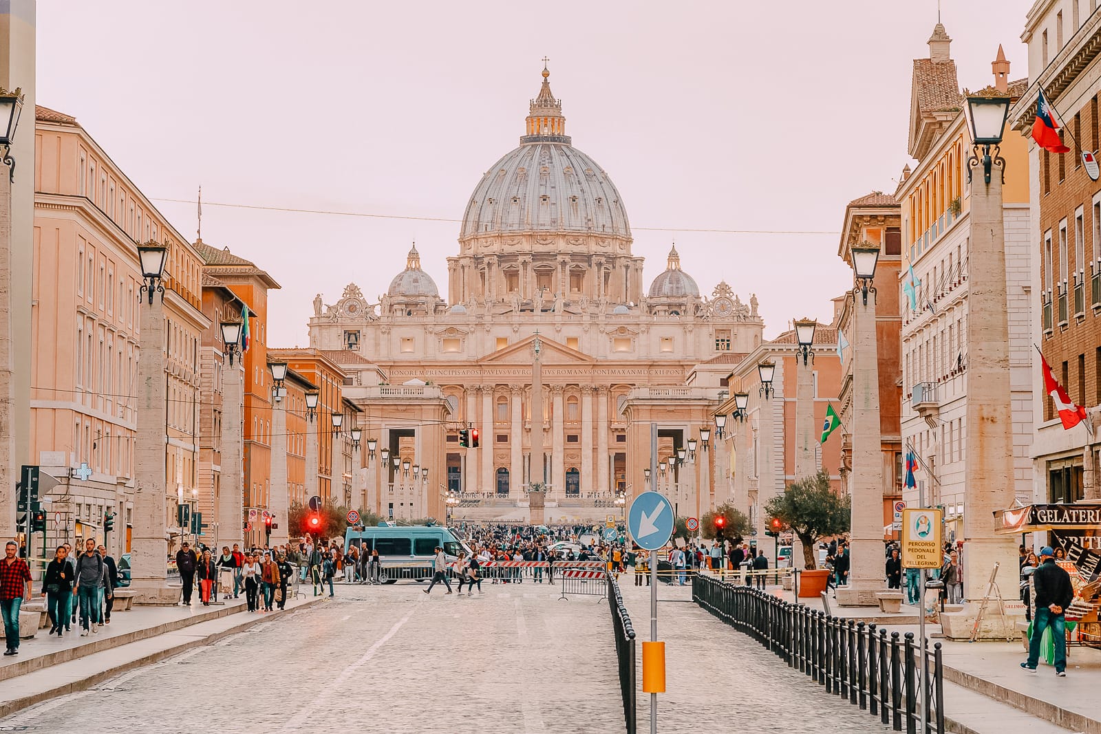 https://mdw-travel-data-us-east-1.s3.amazonaws.com/img/country/Italy/Agostino-Youandyourwedding-Coachella-Wpcontentuploads-F/img_01.jpg