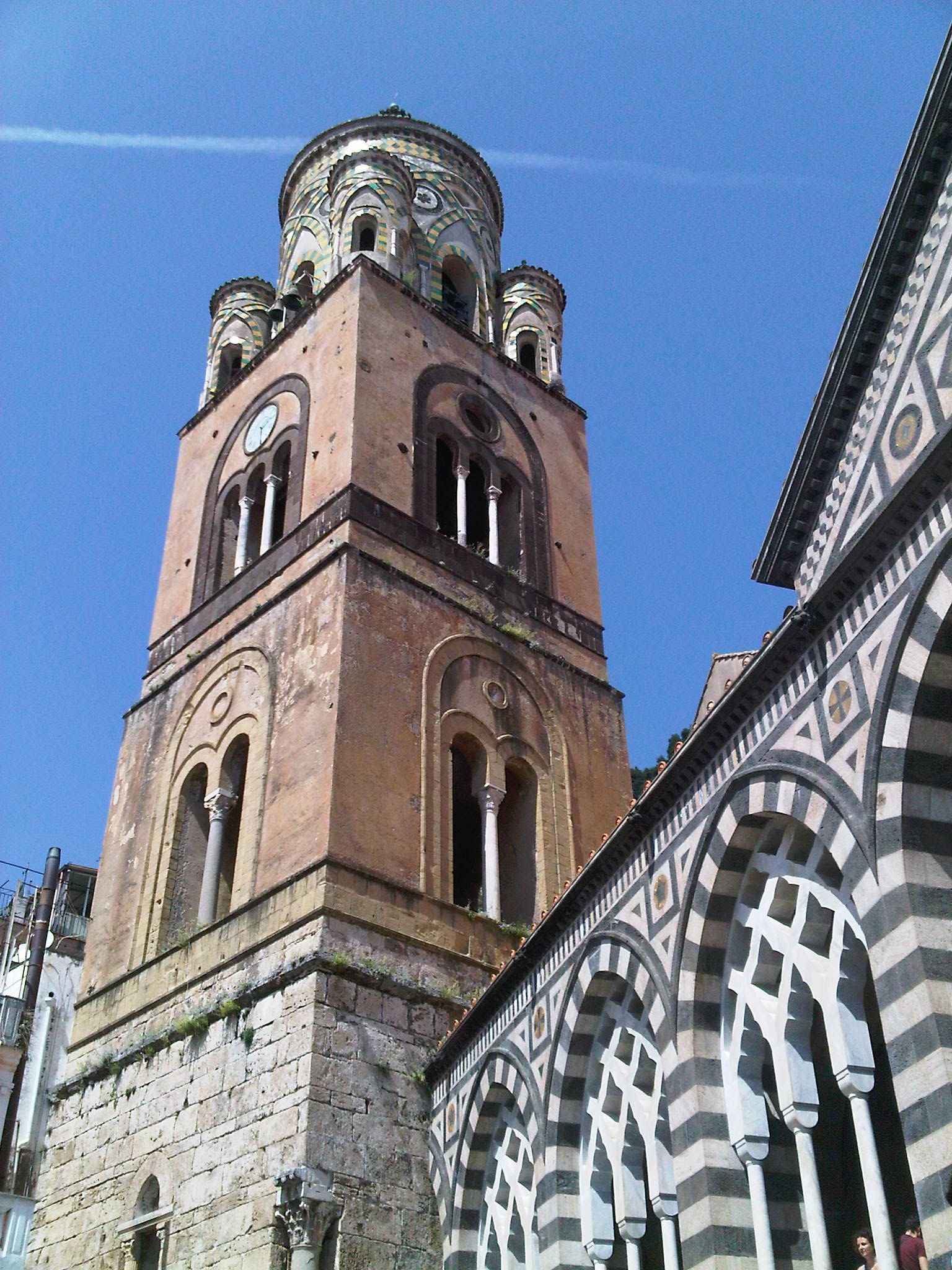 https://mdw-travel-data-us-east-1.s3.amazonaws.com/img/country/Italy/Amalfi-Cathedral/img_01.jpg