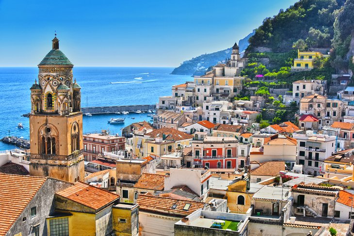 https://mdw-travel-data-us-east-1.s3.amazonaws.com/img/country/Italy/Amalfi-Coast/img_03.jpg